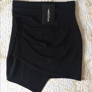 ✨PRETTY LITTLE THING WRAP SKIRT ✨